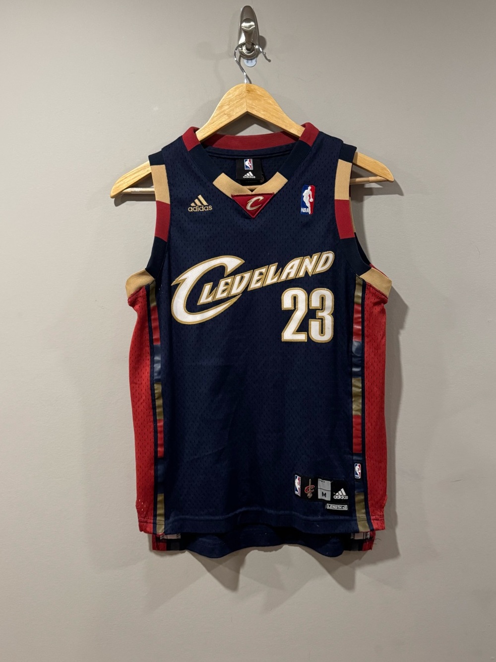 Cleveland Cavaliers LeBron James #23 Adidas Swingman NBA Basketball Jersey